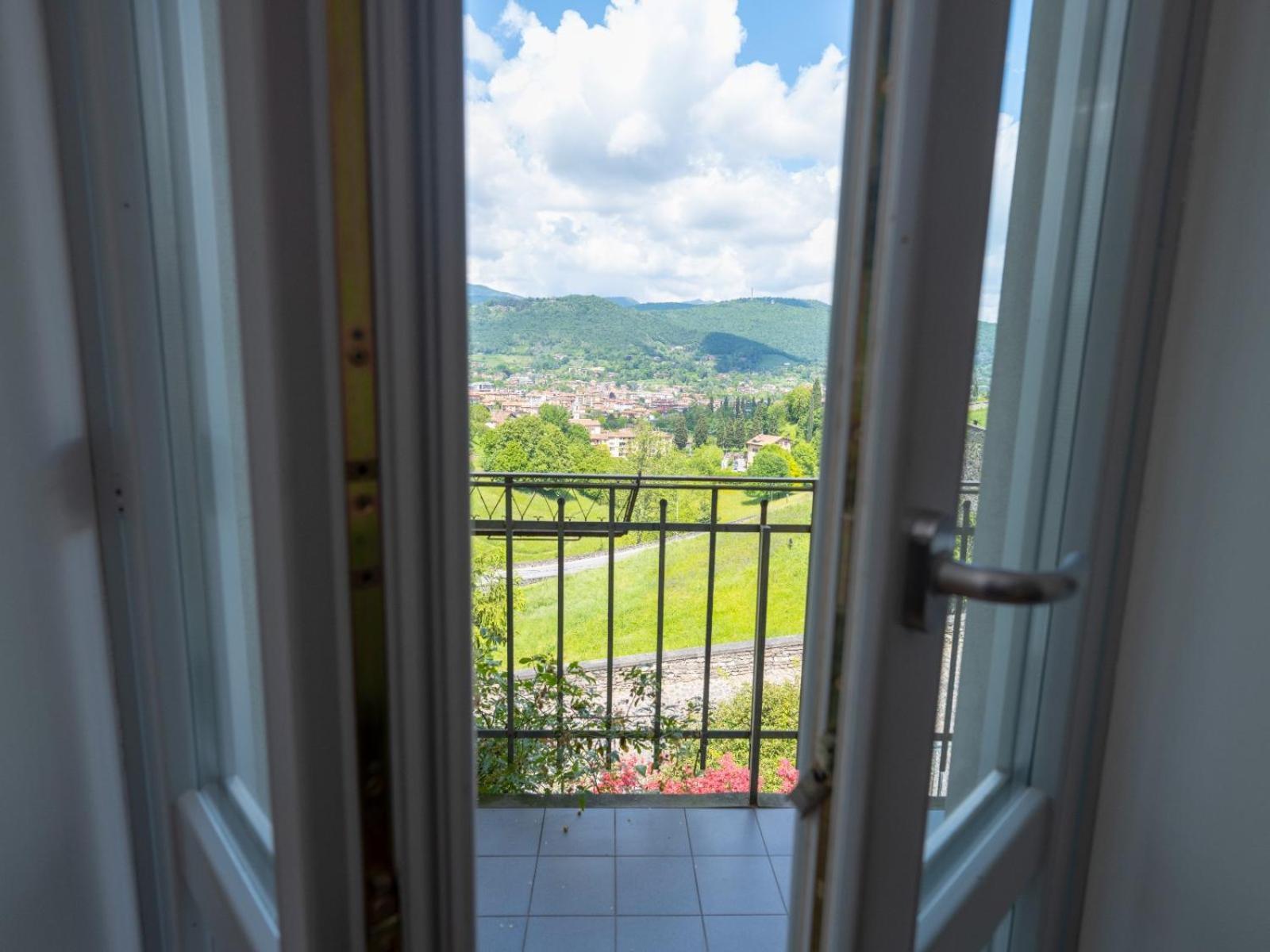 Casa Alla Porta Di San Lorenzo Бергамо Екстериор снимка